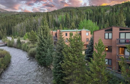 Mountain House Condo | 103 m² Condo ∙ 3 bedrooms ∙ 9 guests
