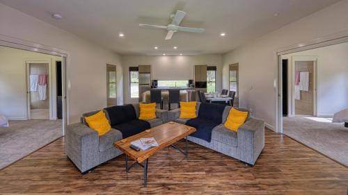 Storm King Cabin | 103 m² Lodge ∙ 2 bedrooms ∙ 4 guests