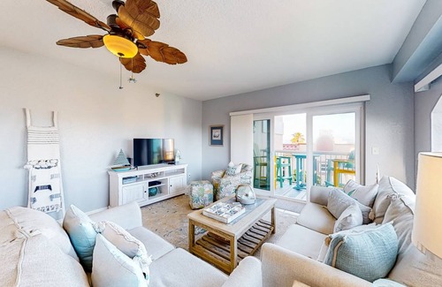 Independence Square Condo | 103 m² Condo ∙ 2 bedrooms ∙ 6 guests