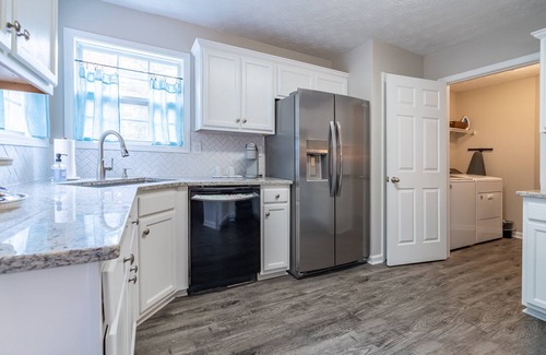 Silver Creek House | 104 Kingston Pointe Dr Kingston