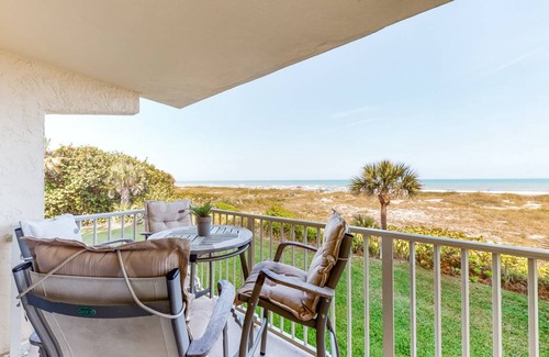 Cocoa Beach Condo | 104 m² Condo ∙ 2 bedrooms ∙ 6 guests
