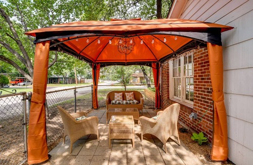 River Oaks House | 104 m² House ∙ 2 bedrooms ∙ 6 guests
