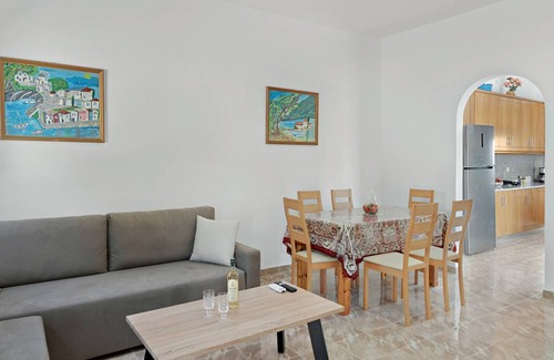 Zia House | 104 m² House ∙ 3 bedrooms ∙ 8 guests
