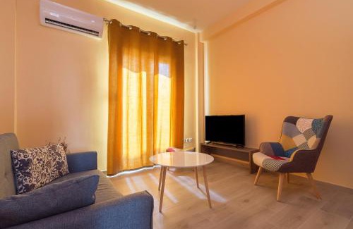 Plaka Apartment | 105 Adrianou Plaka