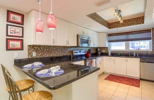 Indian Rocks Beach House | 105 Hamilton House