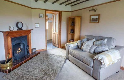 Grosmont House | 105 m² House ∙ 2 bedrooms ∙ 4 guests