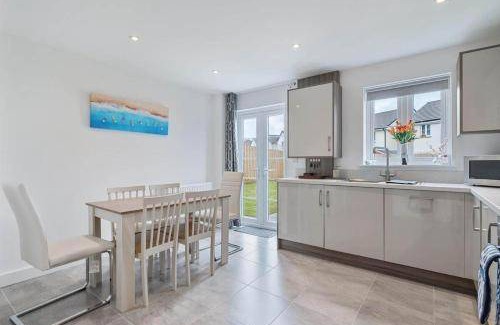 Camborne House | 105 m² House ∙ 3 bedrooms ∙ 6 guests