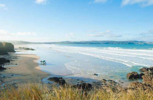 Camborne House | 105 m² House ∙ 3 bedrooms ∙ 6 guests