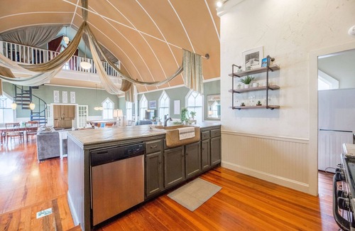 Downtown Historic District House | 105 Year Old Historic Church in Downtown St. Augustine- walk to everything!