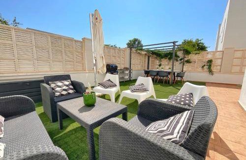 Retamar Apartment | 106 m² Apartment ∙ 3 bedrooms ∙ 5 guests