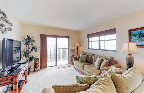Cocoa Beach Condo | 106 m² Condo ∙ 2 bedrooms ∙ 5 guests