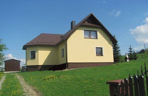 Limanowa House | 106 m² House ∙ 4 bedrooms ∙ 8 guests