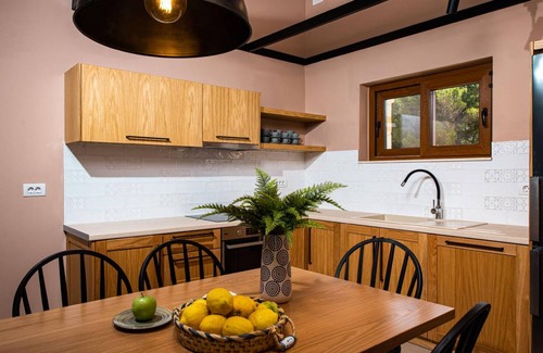 Agia Marina House | 107 m² House ∙ 2 bedrooms ∙ 6 guests