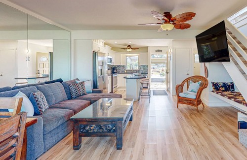 Historic Lahaina Front Street House | 107 m² House ∙ 2 bedrooms ∙ 4 guests