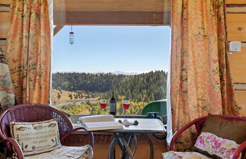 Ashton House | 107 m² House ∙ 2 bedrooms ∙ 7 guests