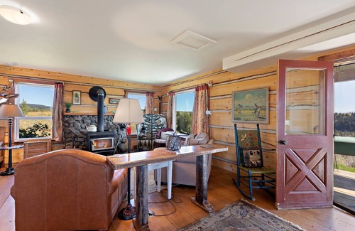 Ashton House | 107 m² House ∙ 2 bedrooms ∙ 7 guests