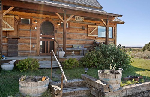 Ashton House | 107 m² House ∙ 2 bedrooms ∙ 7 guests