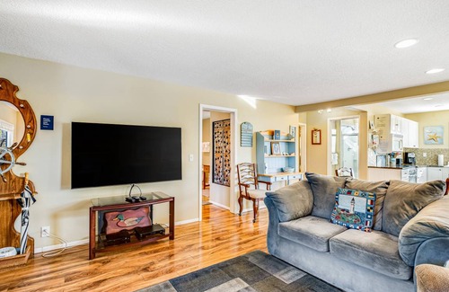 Gearhart Cottage | 108 m² Cabin ∙ 2 bedrooms ∙ 4 guests