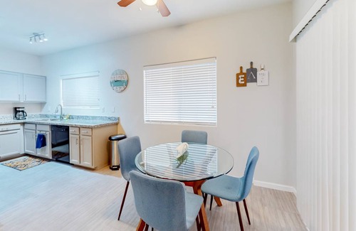 Tempe House | 108 m² House ∙ 2 bedrooms ∙ 6 guests