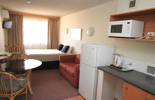 Hawker Apartment | 108 m² Serviced apartment ∙ 3 bedrooms ∙ 127 guests