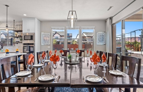 Santa Clara House | 108 | Private Pool, Hot Tub, Splash Pad, Game Consoles, Mountain Views, + More!
