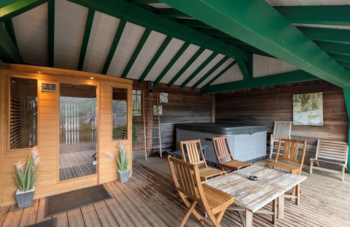 Fresse-sur-Moselle Cottage | 109 m² Cabin ∙ 4 bedrooms ∙ 12 guests