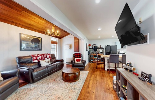 Blowing Rock Cottage | 109 m² Cabin ∙ 2 bedrooms ∙ 6 guests