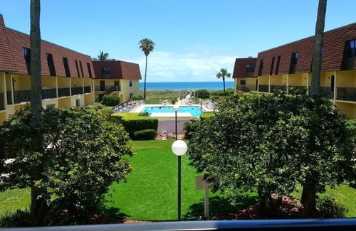 Avon By The Sea Condo | 109 m² Condo ∙ 2 bedrooms ∙ 7 guests