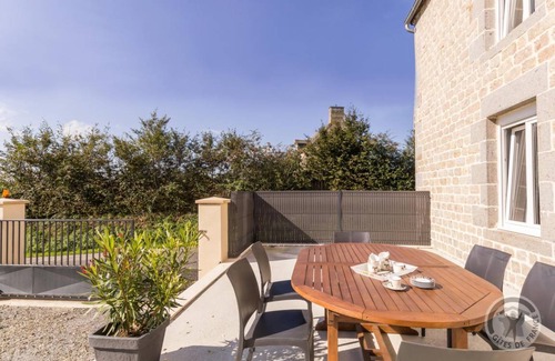 Beslon House | 109 m² Gîte ∙ 3 bedrooms ∙ 6 guests