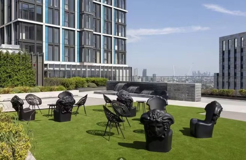 Vauxhall Apartment | 10Bedroom Penthouse Versace Luxury in Heart London