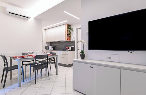 Seriate Apartment | [10min BGY Airport] Bilo Chic: garage + A/C