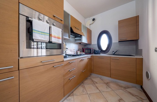 San Faustino-Madonnina-Quattroville Apartment | [10min Dalla Ghirlandina] Love and Relax in Modena