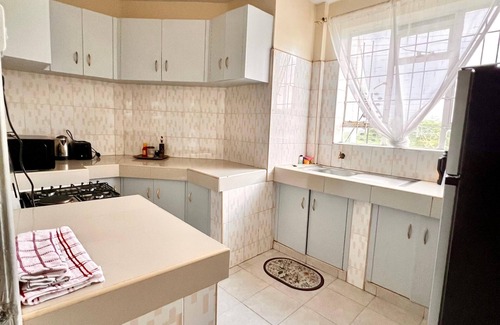 Nakuru Apartment | 10min drive to TownnBorders Nakuru National ParknFree WiFi&parking nQuiet&serene