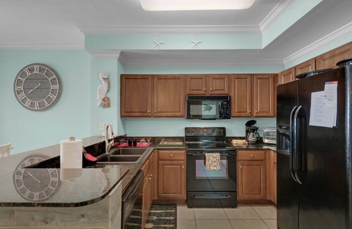 Panama City Beach Condo | 10th FLOOR! GULF FRONT! BEACH SERVICE INCLUDED DURING SEASON!