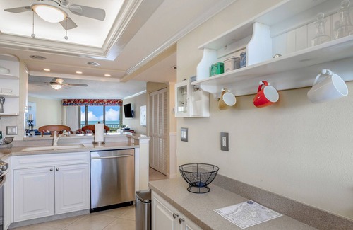 Marco Island Condo | 10th floor oceanfront condo with ocean views, central AC