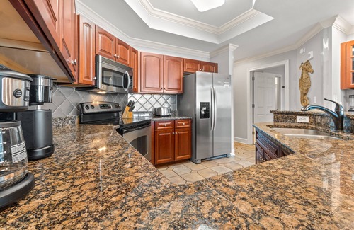 Orange Beach Condo | 10th Floor Oceanfront Condo w/Water Views, Shared Pool & Hot Tub, Free WiFi