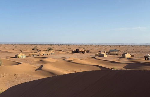 M'Hamid El Ghizlane RV Rental | 11-bedroom campground in terrific M'Hamid El Ghizlane with AC