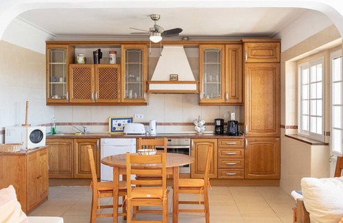 Lagoa e Carvoeiro Apartment | 11 marinha Two Bedroom Apt at Praia do Marinha