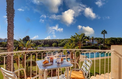 Lagoa e Carvoeiro Apartment | 11 marinha Two Bedroom Apt at Praia do Marinha