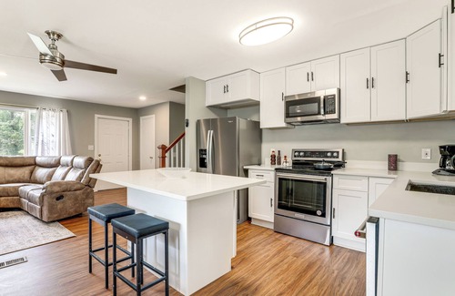 Candler-McAfee House | 11 Mi to Dtwn Atlanta: Family Home w/Yard