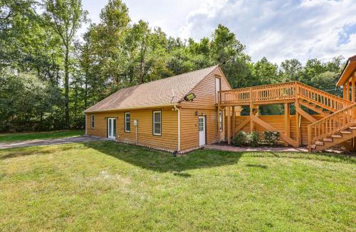 Petersburg House | 11 Mi to Fort Lee 30-Acre Retreat with Scenic Views