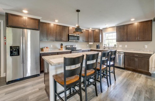 Racine House | 11 Mi to McConnells Mill Home Near Ellwood City