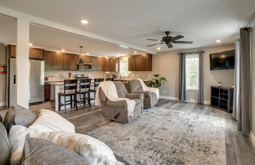 Racine House | 11 Mi to McConnells Mill Home Near Ellwood City