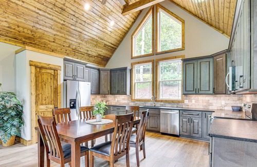 Mill Spring Cottage | 11 Mi to State Park: Home w/Dock in Mill Spring!