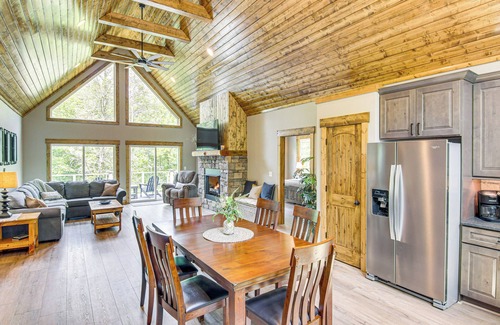 Mill Spring Cottage | 11 Mi to State Park: Home w/Dock in Mill Spring!
