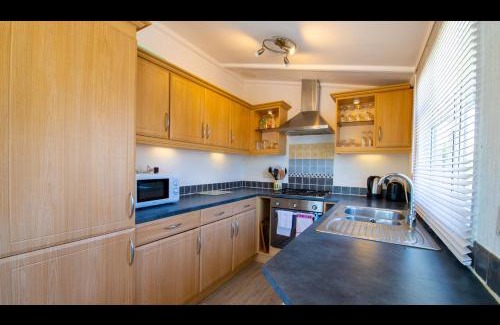 Hastings Resort | 11 The Oaks - Lodge - Coghurst Hall - Hastings