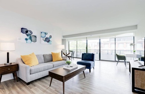 Rosslyn Apartment | 112 m² Apartment ∙ 2 bedrooms ∙ 6 guests