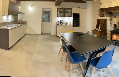 Saint-Georges-du-Rosay Cottage | 110 m² Cabin ∙ 2 bedrooms ∙ 6 guests