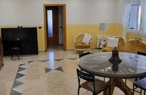 Casoli Apartment | 110 m² Apartment ∙ 2 bedrooms ∙ 7 guests