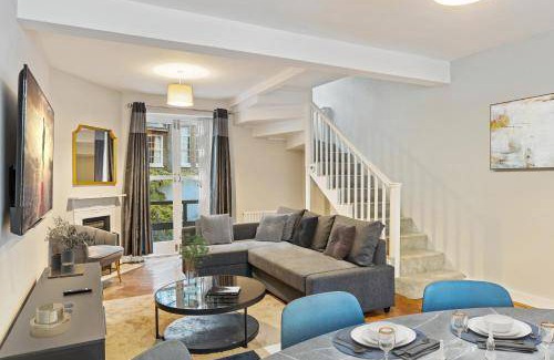 Warwick Apartment | 110 m² Apartment ∙ 2 bedrooms ∙ 6 guests